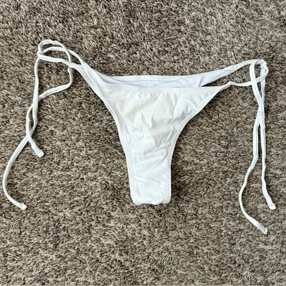 Chic White Tie-Side Bikini scrunch butt  cheeky Bottom - Picture 3 of 8